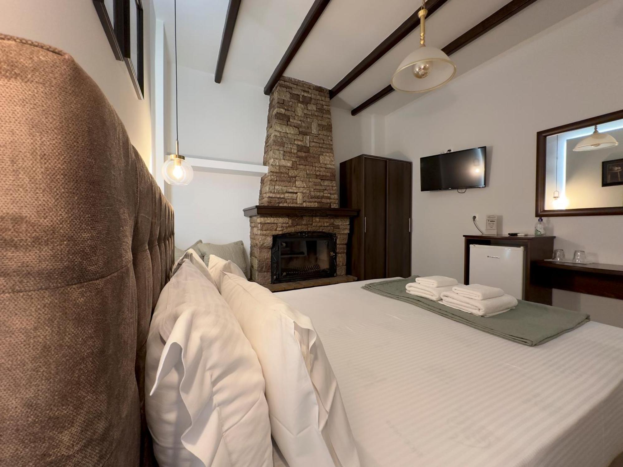 Rooms Batalogianni Kalampáka Eksteriør bilde