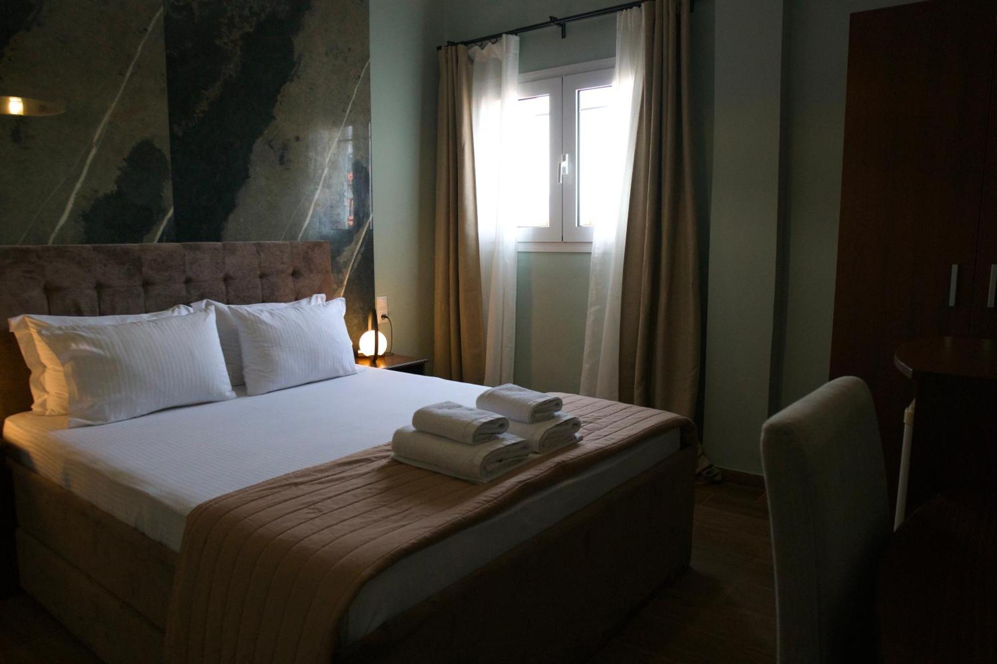 Rooms Batalogianni Kalampáka Eksteriør bilde
