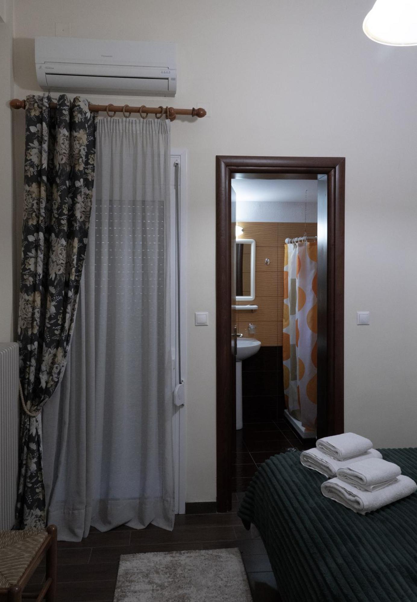 Rooms Batalogianni Kalampáka Eksteriør bilde